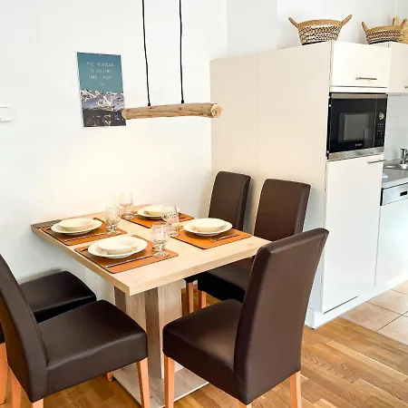 아파트 Modern Mountain 3 - Directly By Skiing Area 라우리스